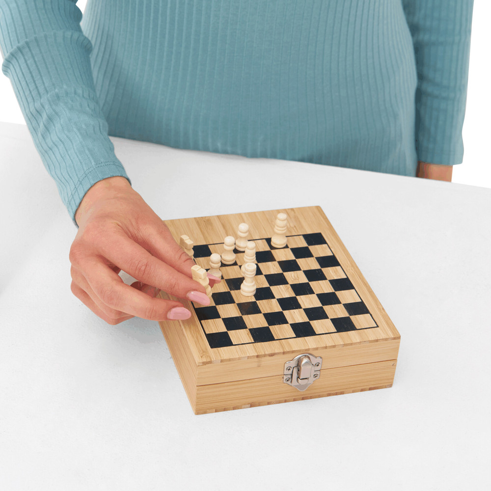 BAMBOO CHESS - Weinset mit Schachspiel
