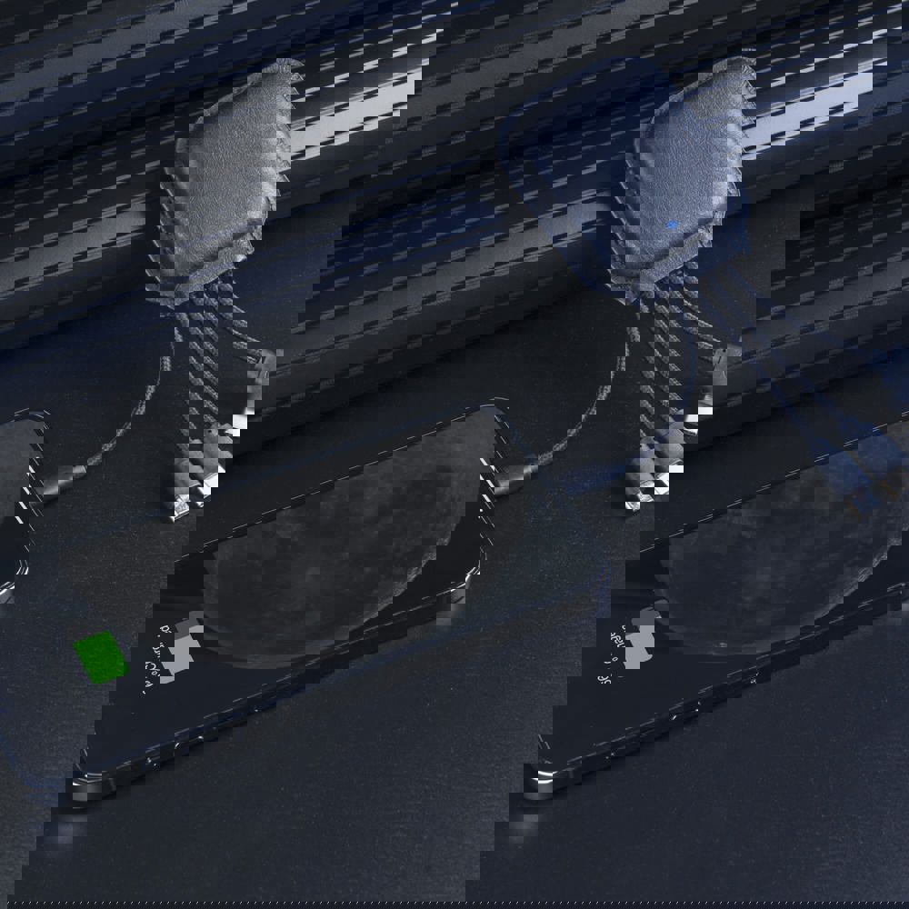 4001 | Xoopar Iné Gamma NFC Powerbank with Charging cables 3000mAh 