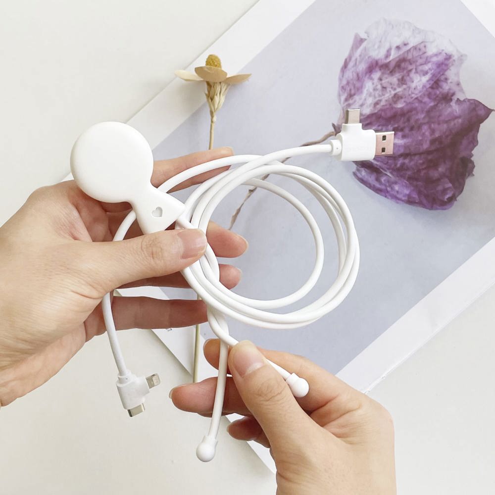 2089 | Xoopar Mr. Bio Long Power Delivery Cable with data transfer